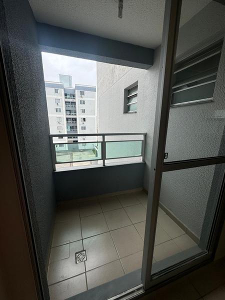 Apartamento de 3 dormitórios( sendo 1 suíte) sacada e  garagem.