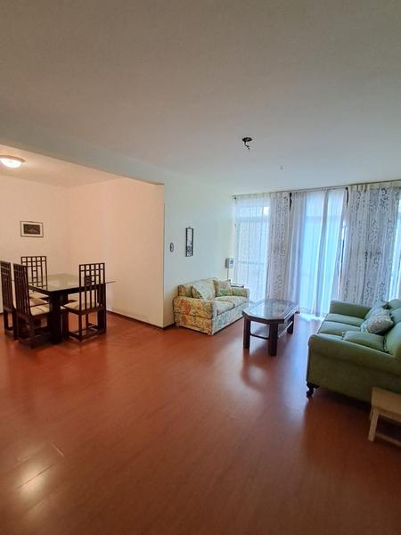 Apartamento com 3 dormitórios sendo 1 suíte, sacada e garagem  em Coqueiros.