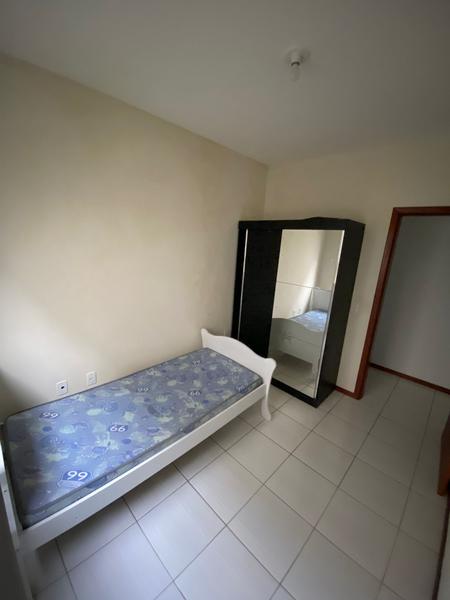 Apartamento de dois dormitórios com garagem no bairro Pachecos em Palhoça.