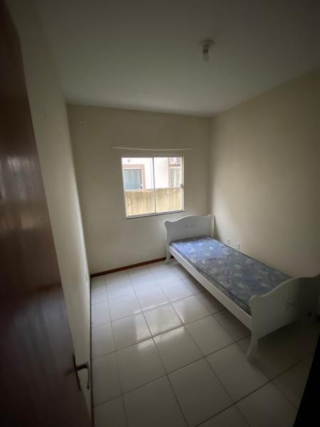 Apartamento de dois dormitórios com garagem no bairro Pachecos em Palhoça.