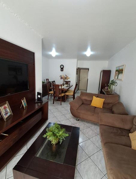 Apartamento de 4 dormitórios (suíte), sacada e garagem no Bom abrigo.