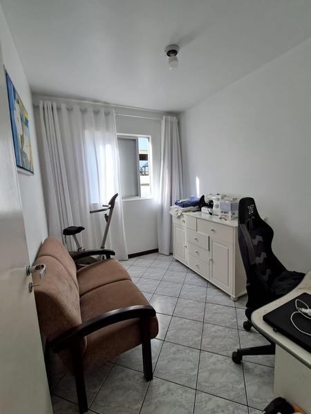 Apartamento de 4 dormitórios (suíte), sacada e garagem no Bom abrigo.