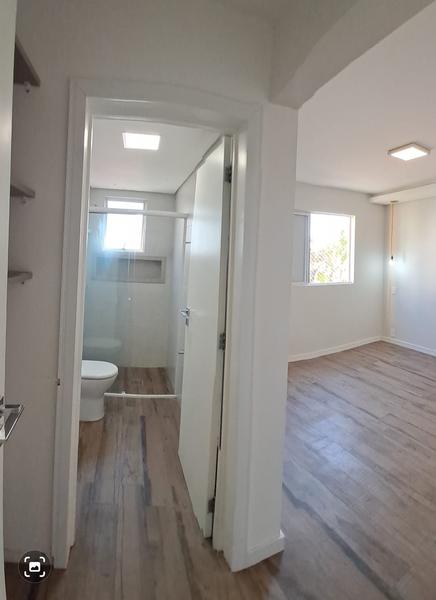 Apartamento de 3 dormitórios (suíte), sacada e garagem no Bom Abrigo.