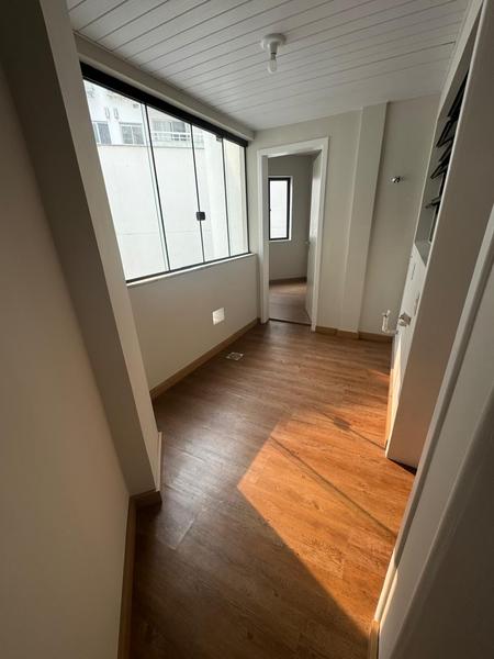 Apartamento com 3dormitórios (suíte), dependencia completa e 2 sacadas no Abraão.