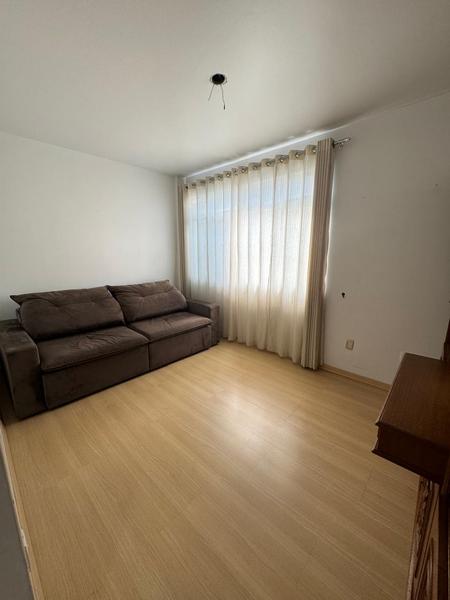 Apartamento de 3 dormitórios (suíte), 2 salas e garagem no Centro de Florianópolis.