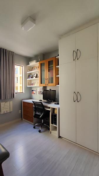 Apartamento  amplo com 3 quartos (suíte), Garagem e lazer completo em Coqueiros