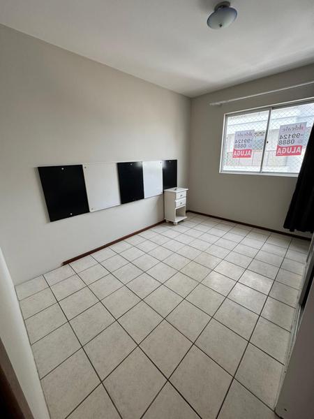 Apartamento de 1 dormitório sem garagem no Kobrasol.