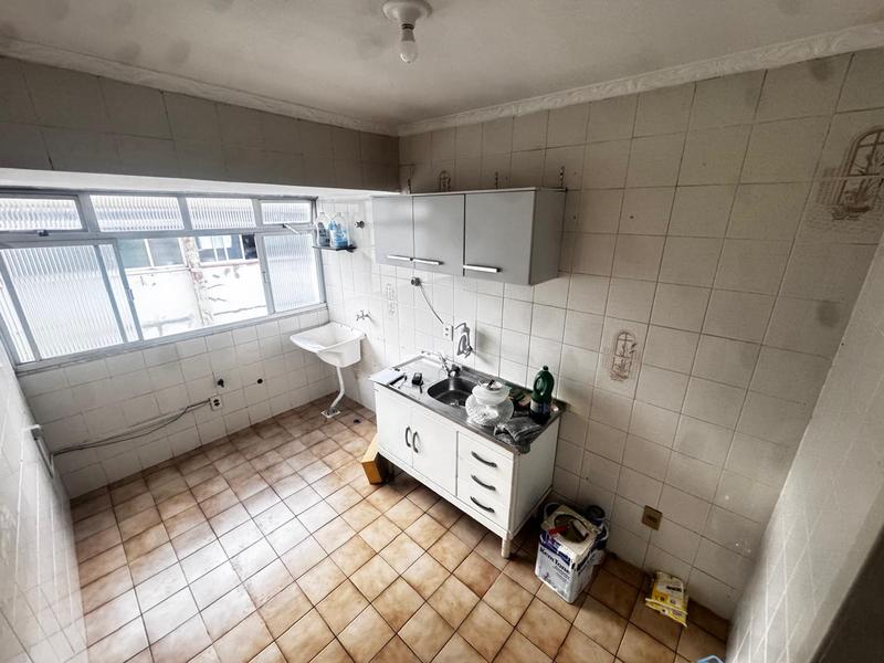 Apartamento de 2 dormitórios com estacionamento rotativo no Estreito.