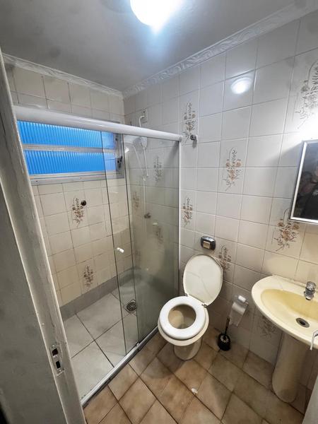 Apartamento de 2 dormitórios com estacionamento rotativo no Estreito.