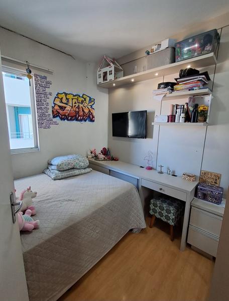Apartamento de 3 dormitórios (suíte), garagem em Barreiros.