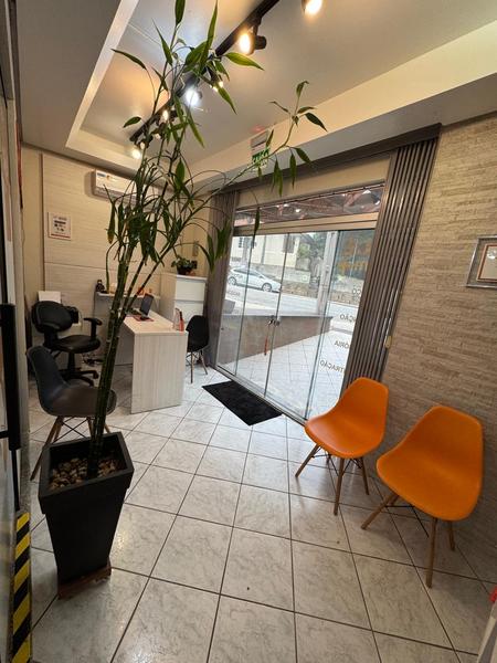 Casa para uso comercial no alto  da Felipe Schmidt, Centro