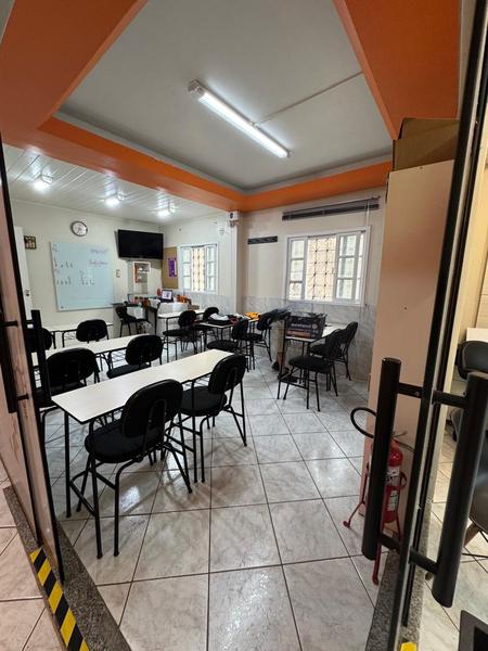 Casa para uso comercial no alto  da Felipe Schmidt, Centro