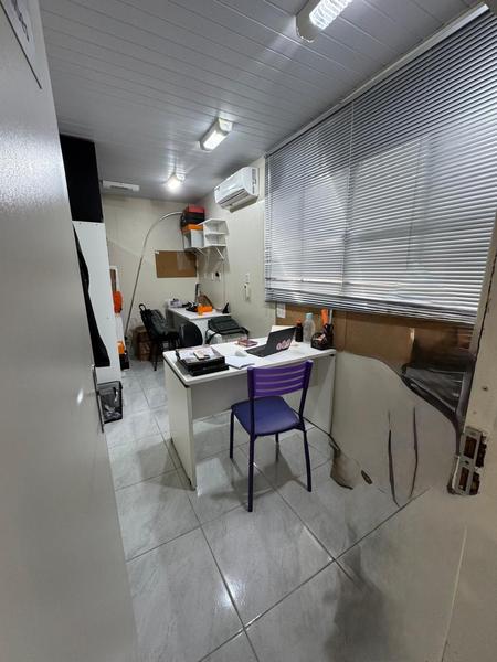 Casa para uso comercial no alto  da Felipe Schmidt, Centro