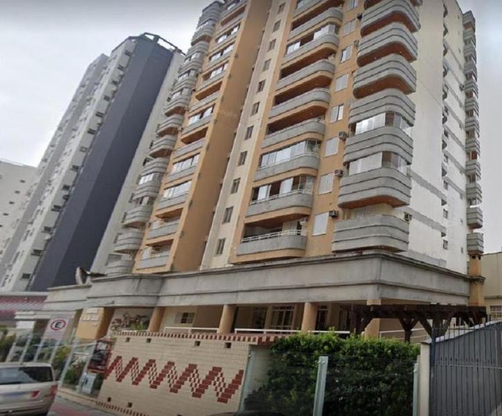 Apartamento com 128,82m2, 3 quartos (suíte), Dep. Completa, Garagem, em Campinas