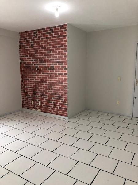 Apartamento de 1 dormitório com garagem no Kobrasol.