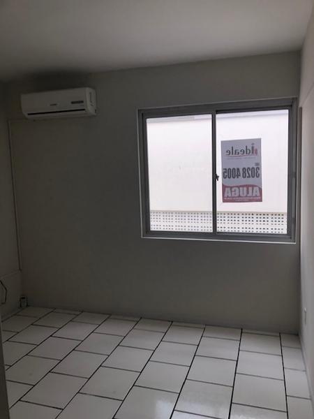 Apartamento de 1 dormitório com garagem no Kobrasol.