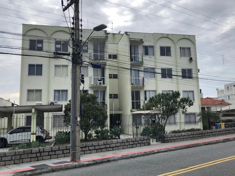 Apartamento  2  dormitórios, mobiliado, sem garagem, no Estreito.