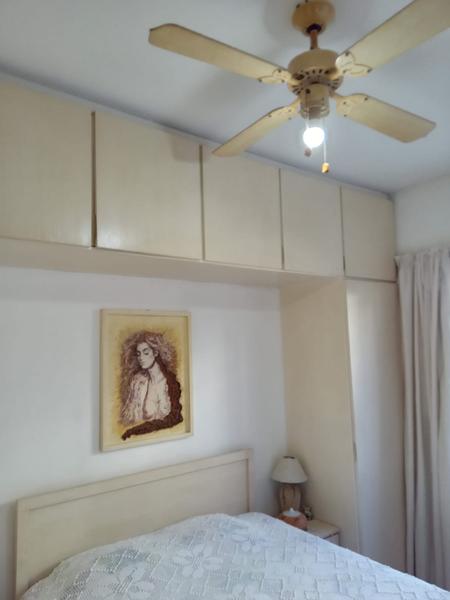 Apartamento de 1 dormitório com sacada no Kobrasol.