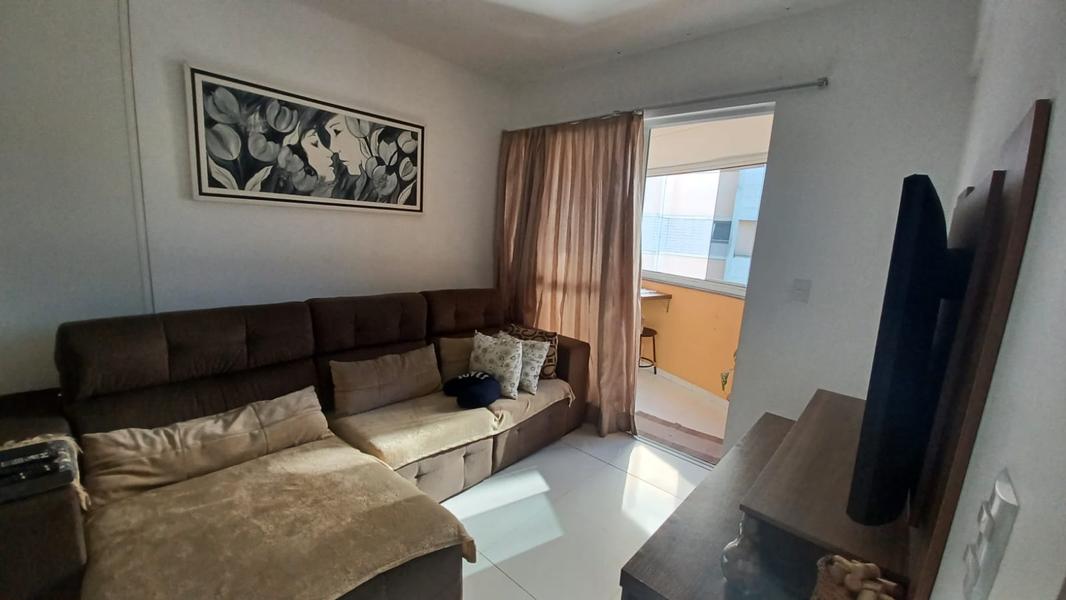 Apartamento com 2 dormitórios ( suíte), Sacada/churrasqueira e garagem no bairro Ipiranga.