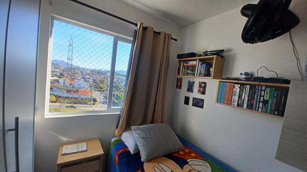 Apartamento com 2 dormitórios ( suíte), Sacada/churrasqueira e garagem no bairro Ipiranga.