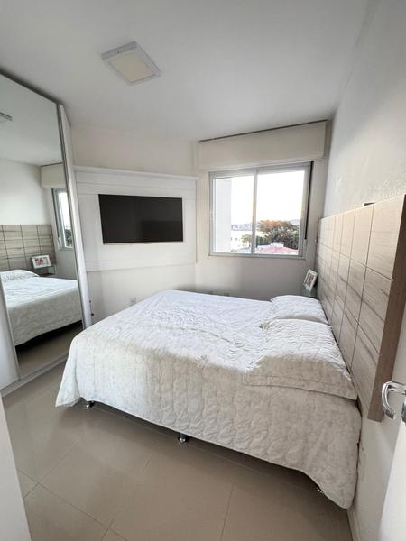 Apartamento  Duplex, mobiliada com 3 Vagas de Garagem e vista para o mar no Abraão.