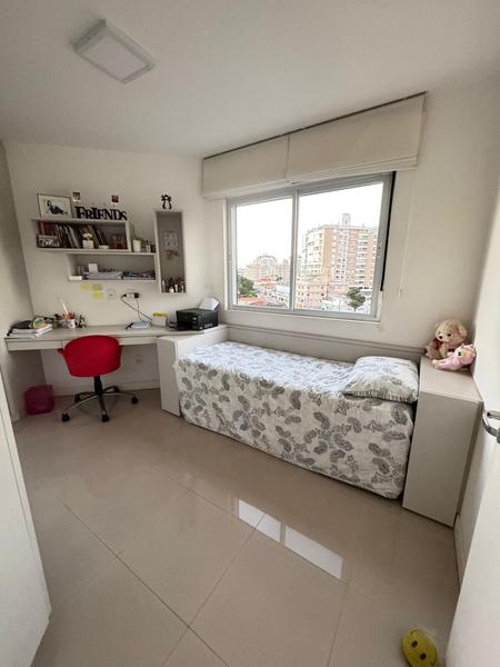 Apartamento  Duplex, mobiliada com 3 Vagas de Garagem e vista para o mar no Abraão.